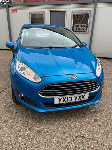 FORD FIESTA 1.0 T EcoBoost Zetec